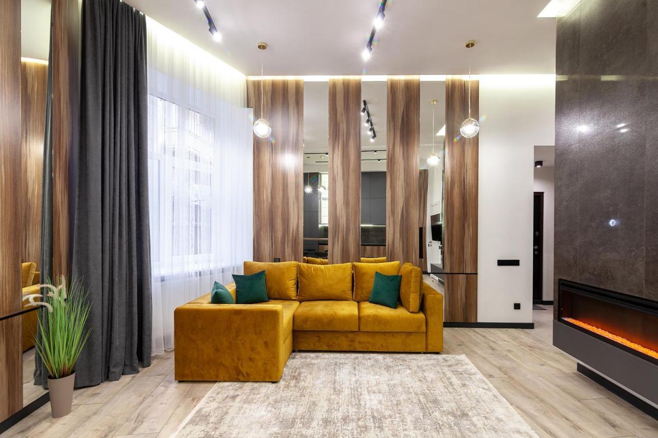 Royal Apartment On Leontovicha 7/2 利沃夫 外观 照片